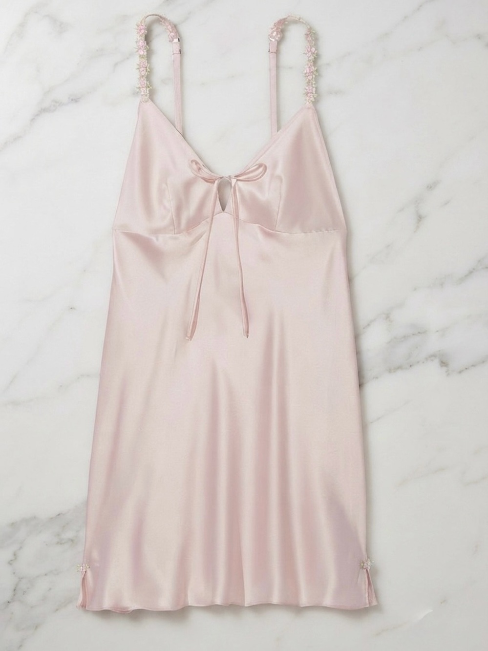 VICTORIA'S SECRET  Satin Rosebud Embroidery Slip